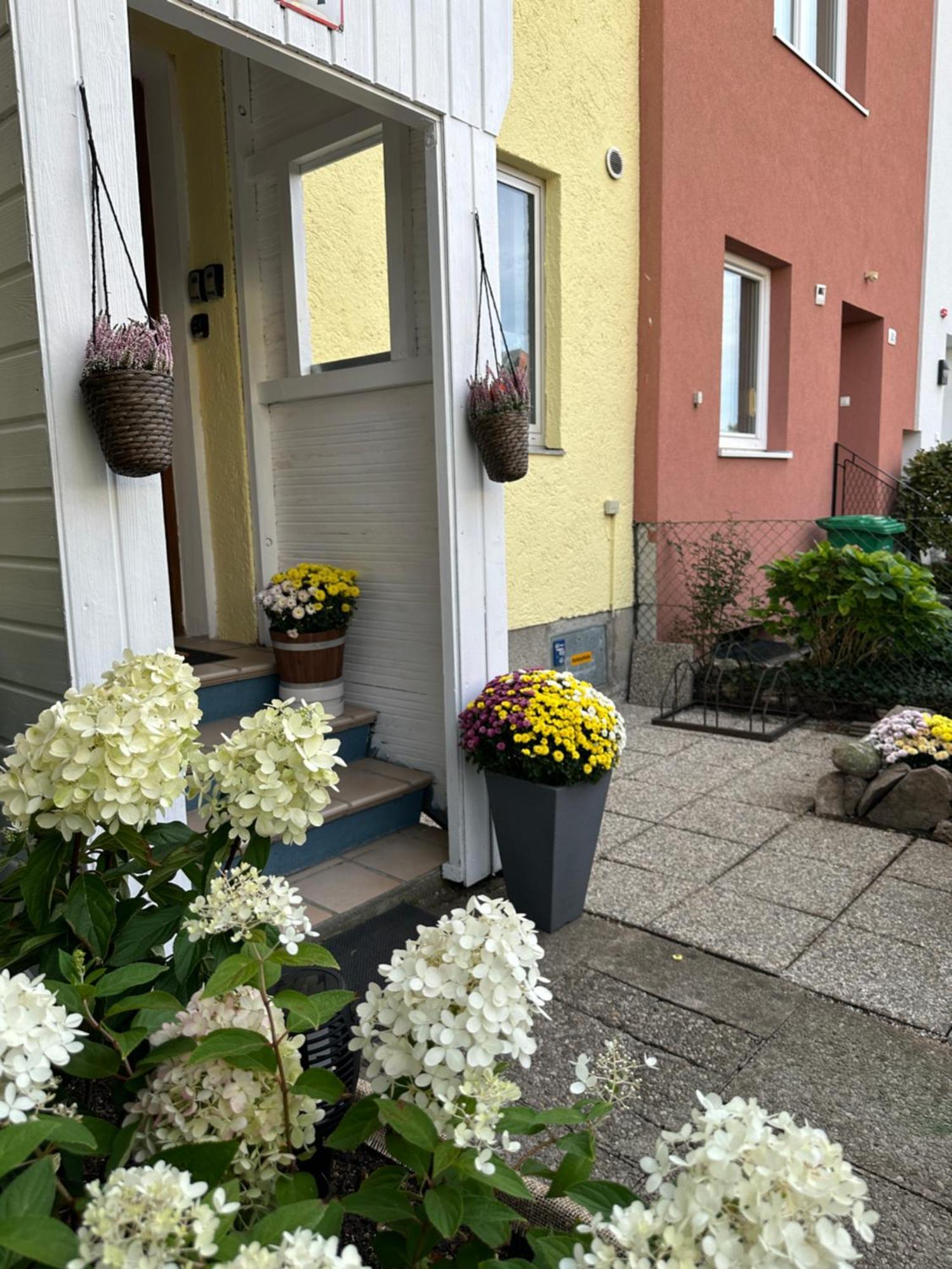 The Peaceful Garden Stay & Free Parking Salzburg Exteriör bild